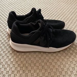 New Balance sneakers - NEW